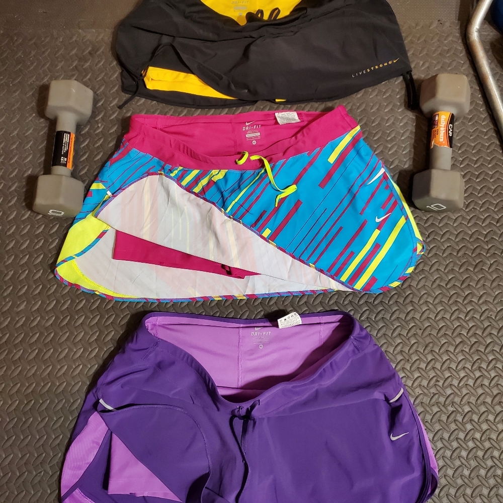 Nike skirts. EUC barely won! Good deal